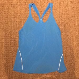 Lululemon tank.